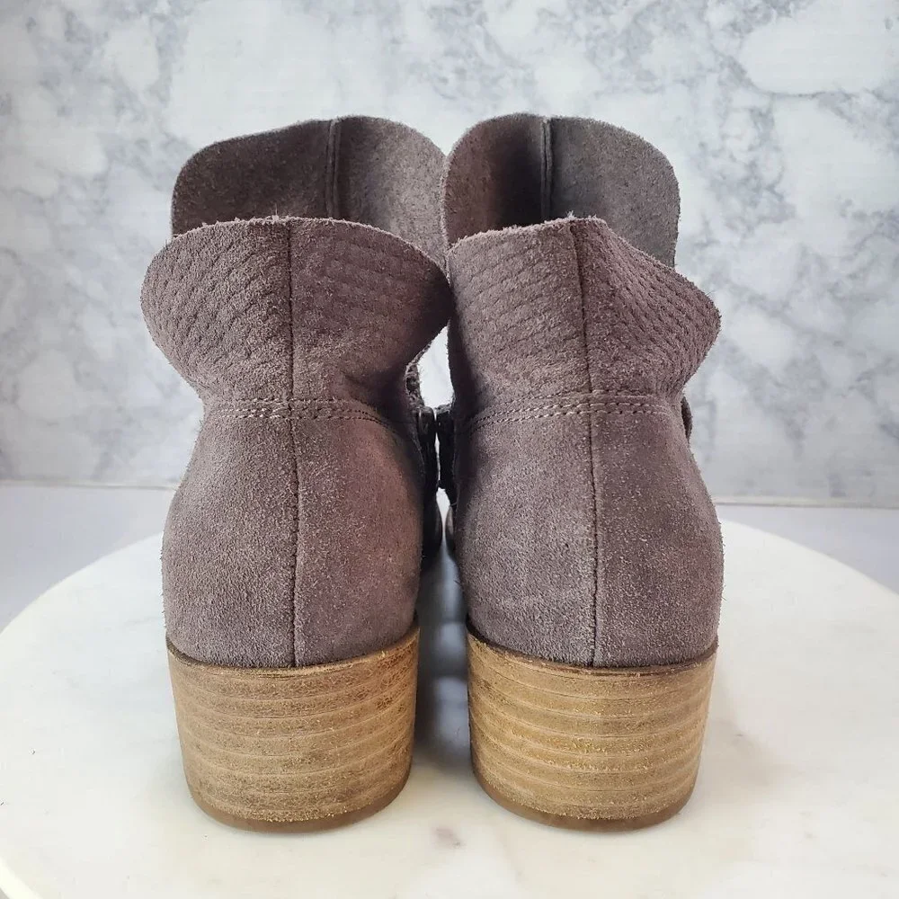 Seychelles score gray